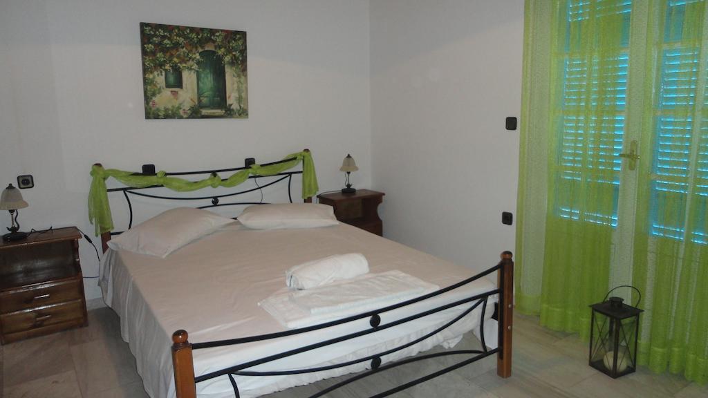 Appartement Casa Di Giorgio à Nikiana Extérieur photo